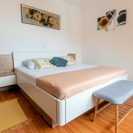 Apartmani Ivan Lopar Dış mekan fotoğraf