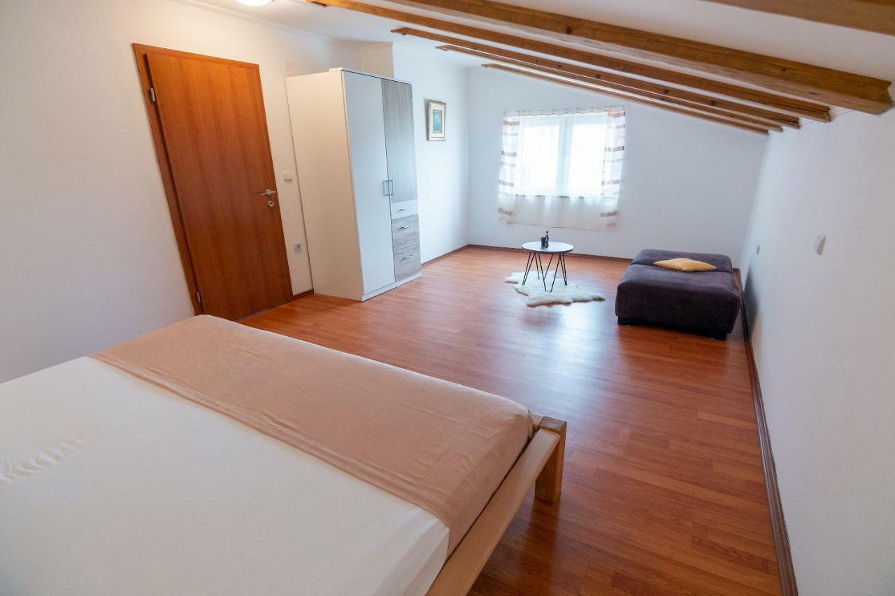 Apartmani Ivan Lopar Dış mekan fotoğraf
